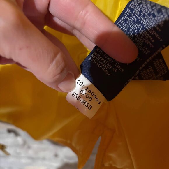 Vintage Tommy Jeans Yellow Puffer Vest Size LG Y2K Coat Jacket Medium - Picture 7 of 7